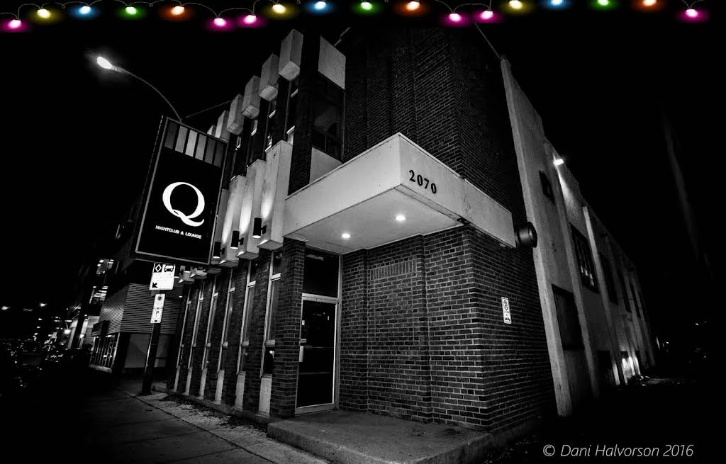 q_nightclub_lounge